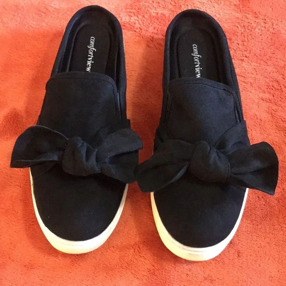 Comfort view women shoes size 11 M